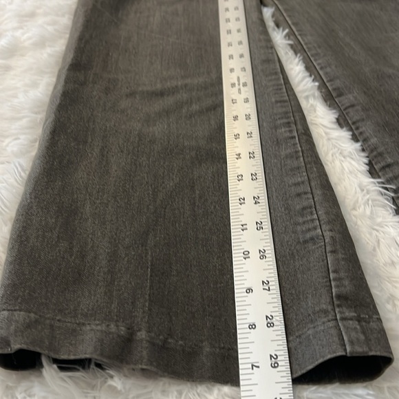 Lee Regular Fit Trouser Midrise Flex Motion Bootcut Gray Womens Size 10 Short - Picture 7 of 7